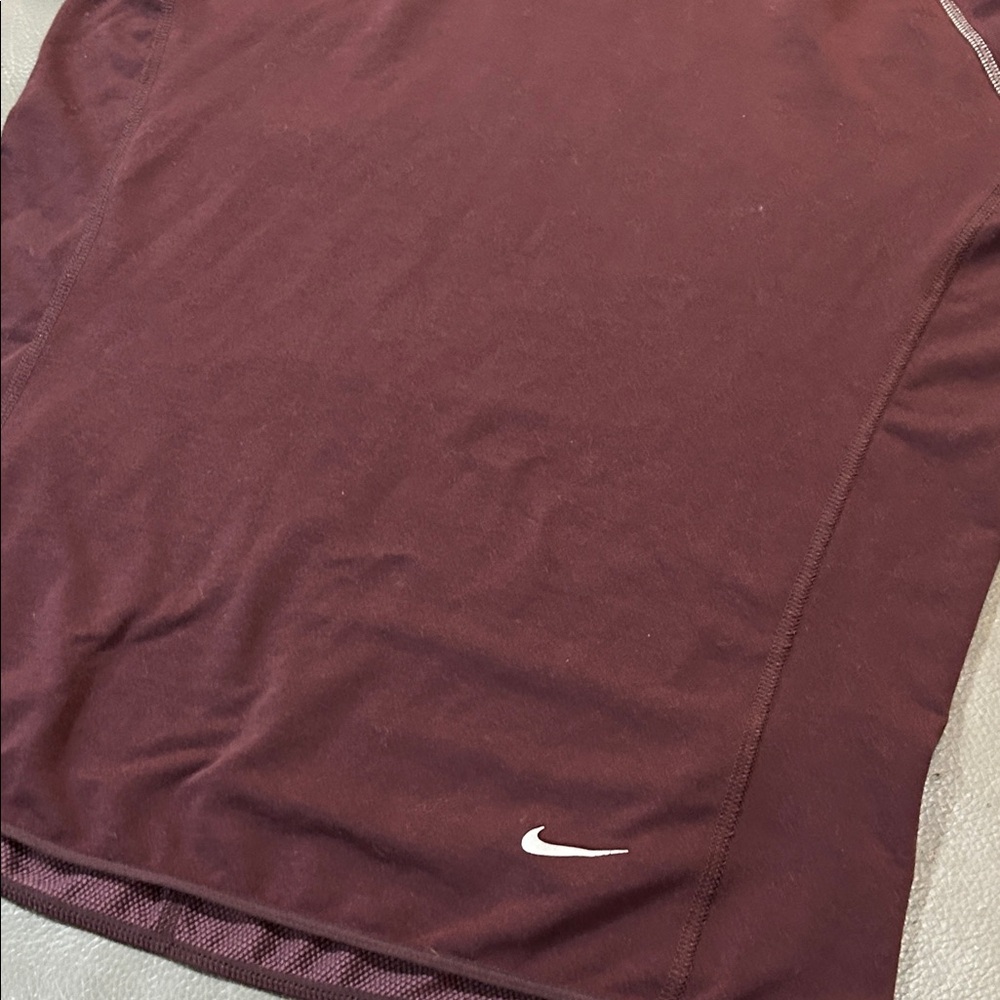 Nike Burgundy Dri Fit LongSleeve Top. Size M. EUC - Picture 4 of 6